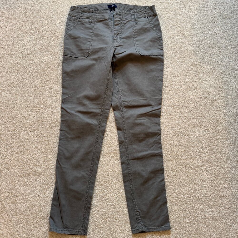 Gap Skinny Jeans - Size 2R